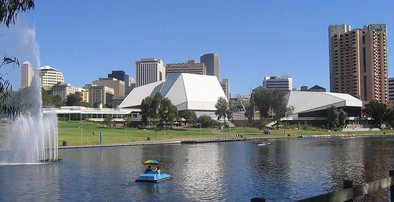 Adelaide festival centre - Hyatt hotel - Torrens river