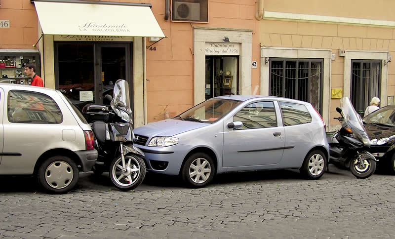 Parking in central Rome, Italy - Travel a World - Parking a Car