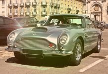 Gold Coast - James Bond style - Aston Martin