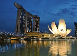 Singapore Marina Bay Sands at twilight - The Must Visit Destinations in Singapore