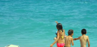 Travelling with kids - sea memories